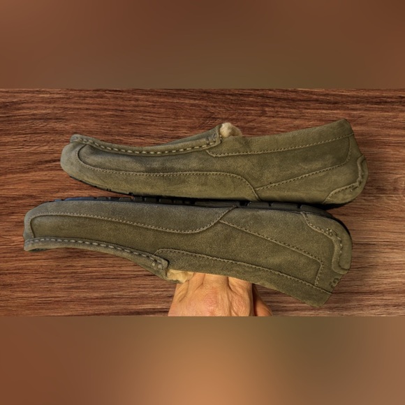 UGG Men's Ascot Slipper SZ 10 - Picture 5 of 9